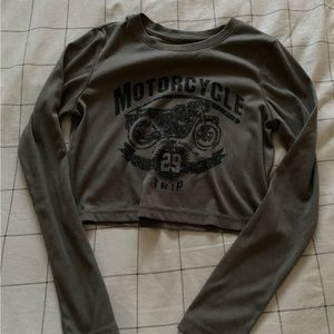 Women’s cropped long sleeve